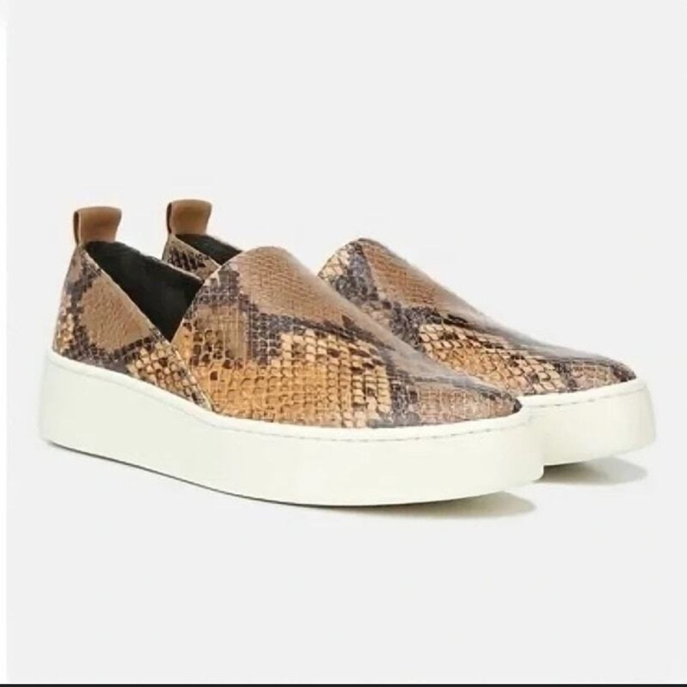 Vince Saxon 2 slip on platform snake print sneaker sz. 7 EUC